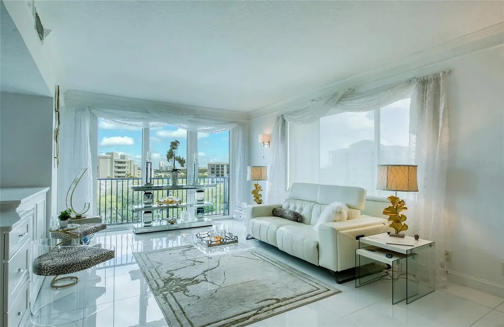 8 Belleview Boulevard Belleair FL 33756
