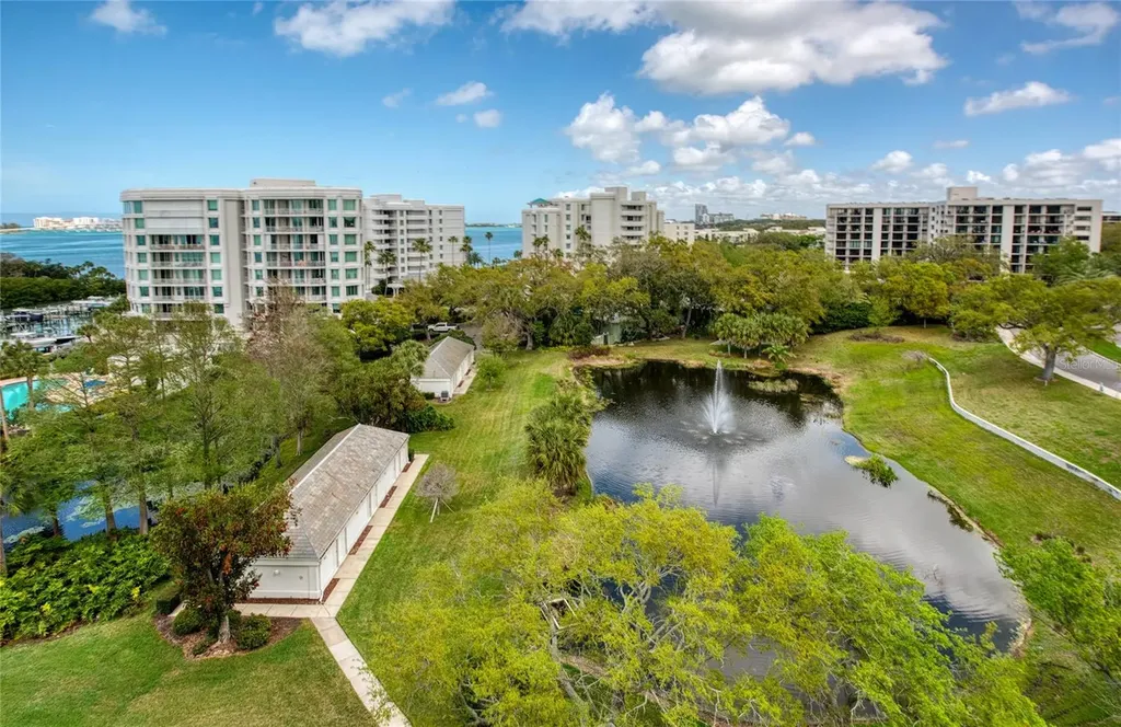 8 Belleview Boulevard Belleair FL 33756
