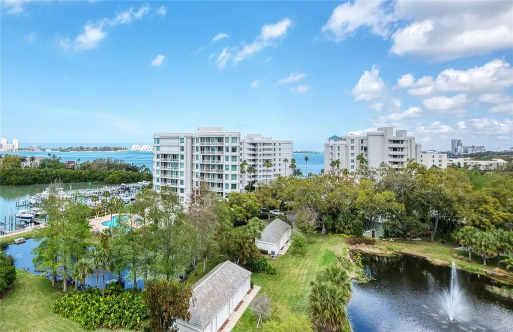 8 Belleview Boulevard Belleair FL 33756