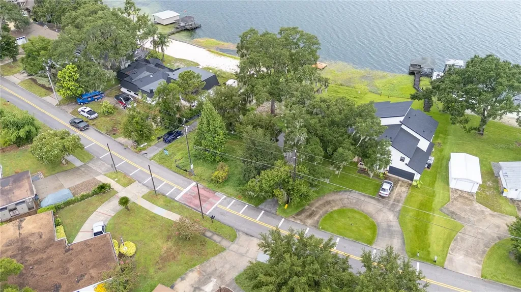 2121 Nela Avenue Belle Isle FL 32809
