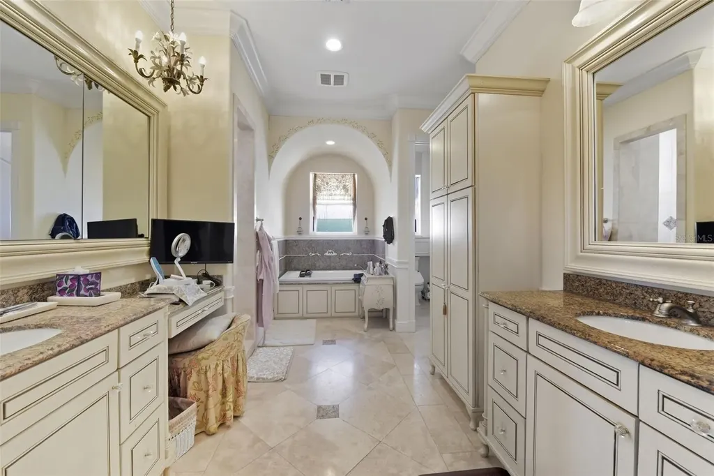 1444 Harbor Drive Sarasota FL 34239