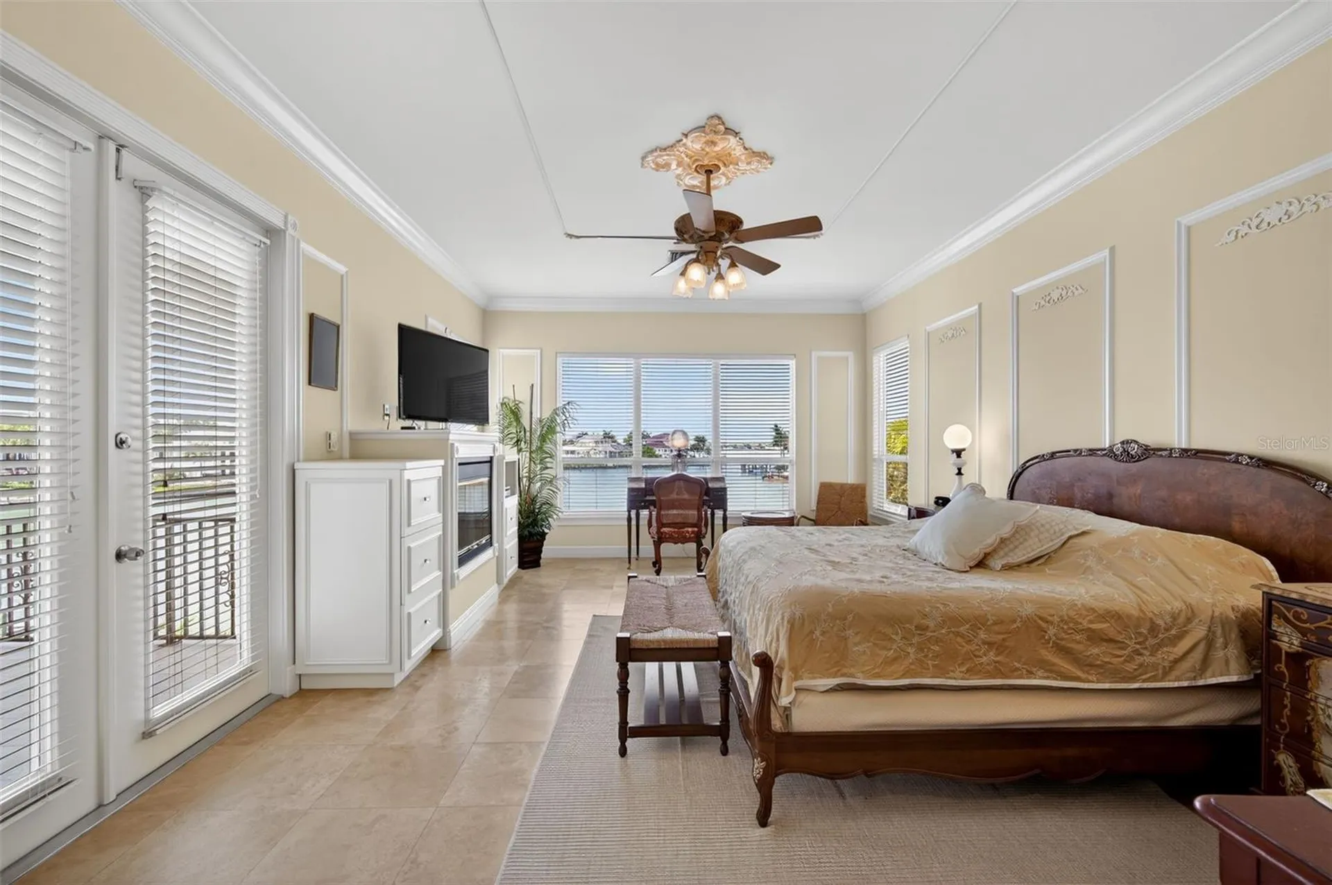 1444 Harbor Drive Sarasota FL 34239