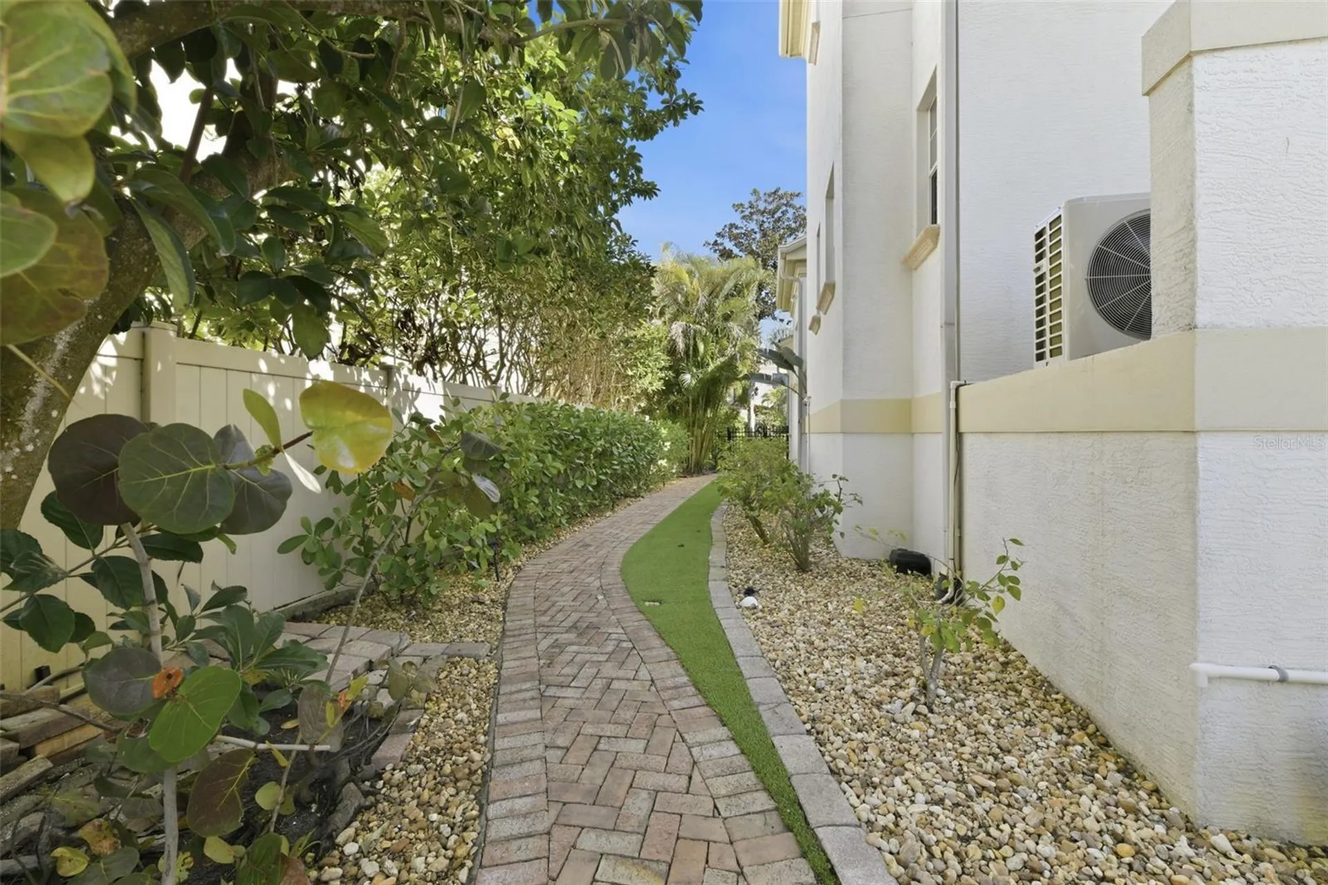 1444 Harbor Drive Sarasota FL 34239
