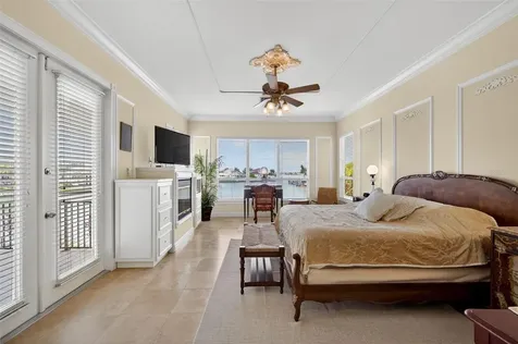 1444 Harbor Drive Sarasota FL 34239