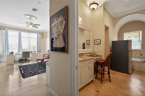 1444 Harbor Drive Sarasota FL 34239