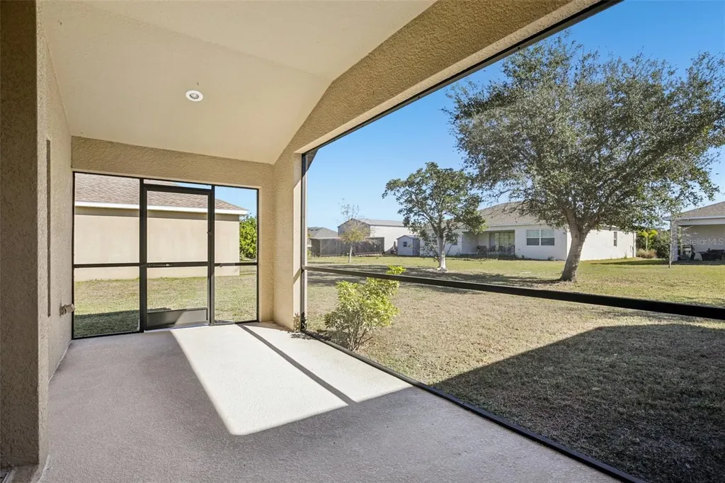 10048 Lebanon Drive Port Charlotte FL 33981