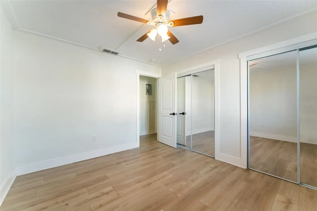 724 115th Avenue N St Petersburg FL 33716