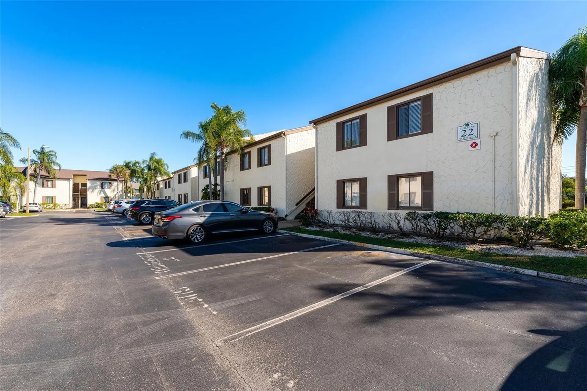 724 115th Avenue N St Petersburg FL 33716