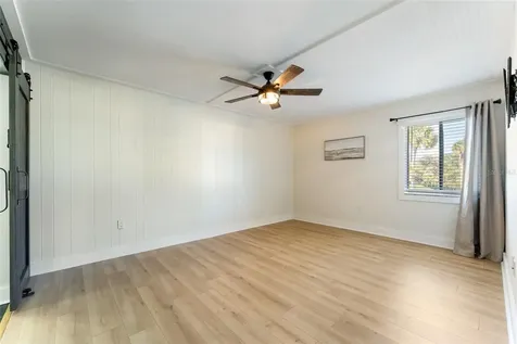 724 115th Avenue N St Petersburg FL 33716