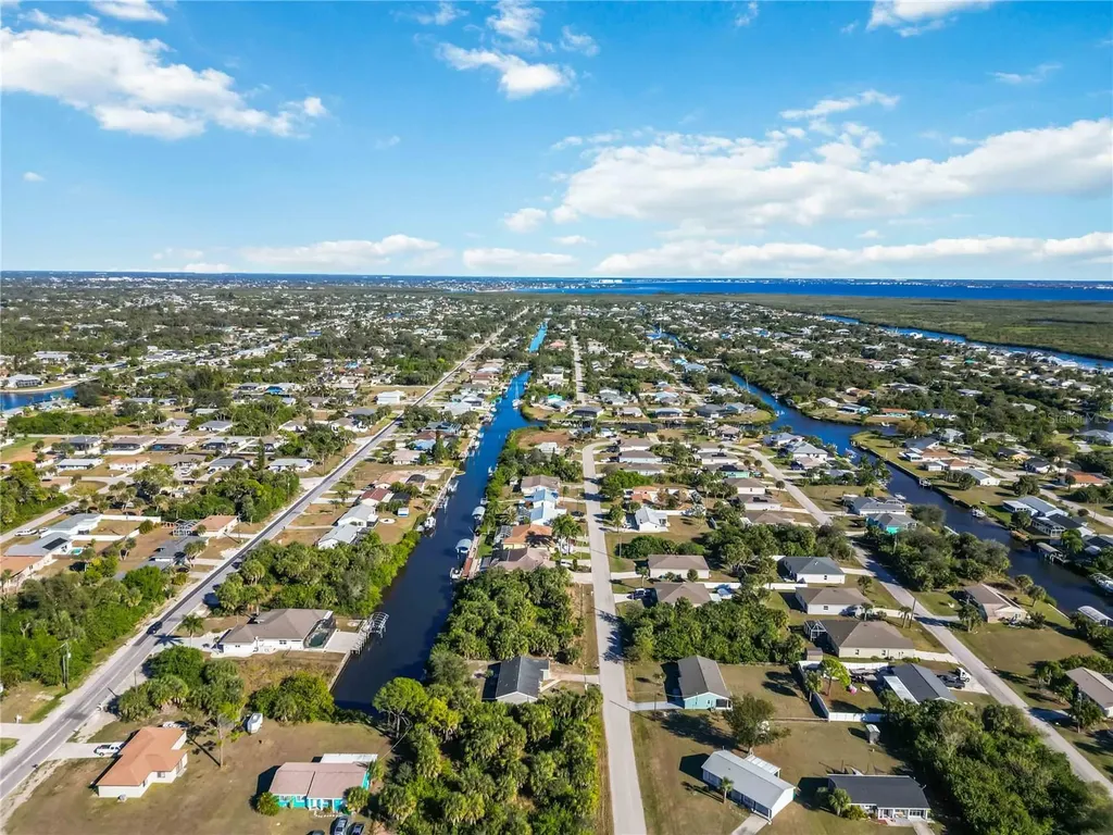 18034 Avonsdale Port Charlotte FL 33948