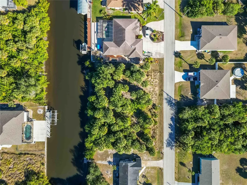 18034 Avonsdale Port Charlotte FL 33948