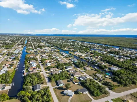 18034 Avonsdale Port Charlotte FL 33948