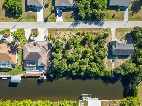 18034 Avonsdale Port Charlotte FL 33948
