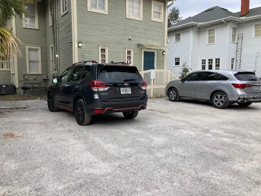 806 W De Leon Street Tampa FL 33606