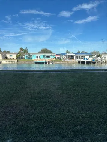 4725 Cove Circle St Petersburg FL 33708