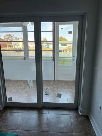 4725 Cove Circle St Petersburg FL 33708
