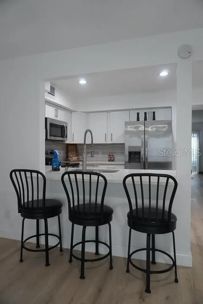 16077 Dawnview Drive Tampa FL 33624