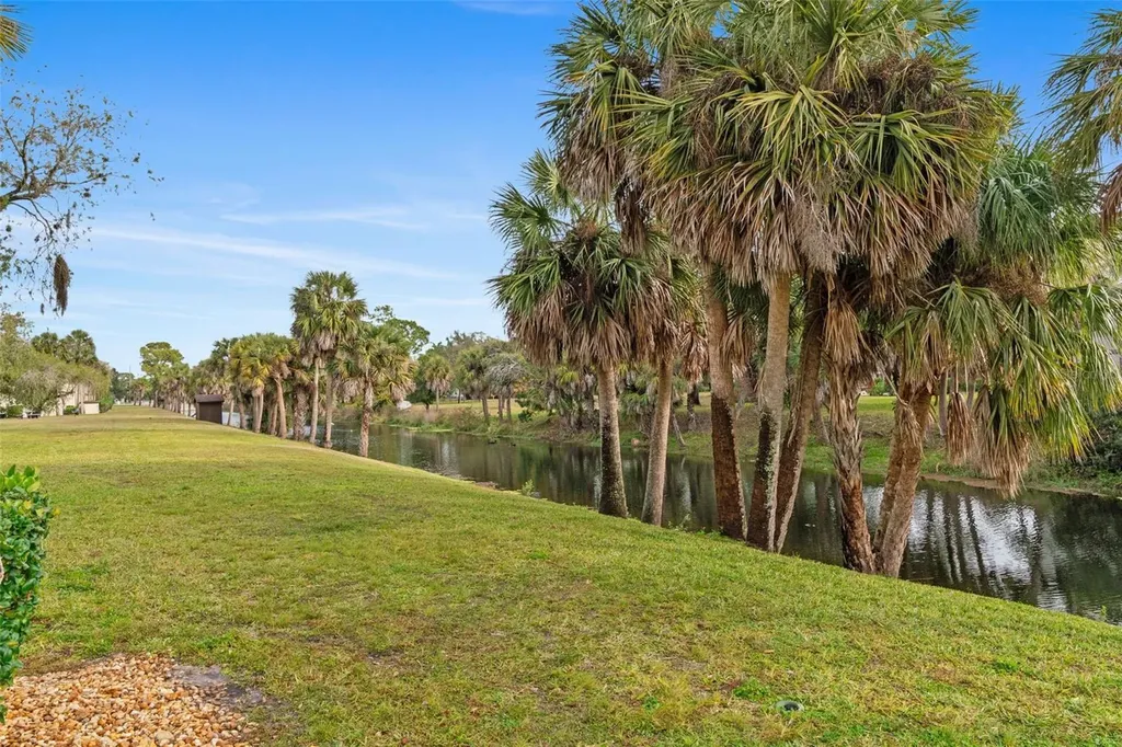 19505 Quesada Avenue Port Charlotte FL 33948