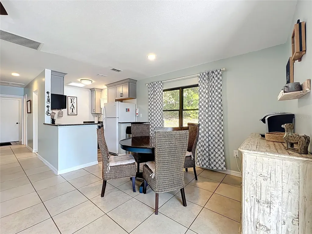 1617 Lake Nettie Court Eustis FL 32726