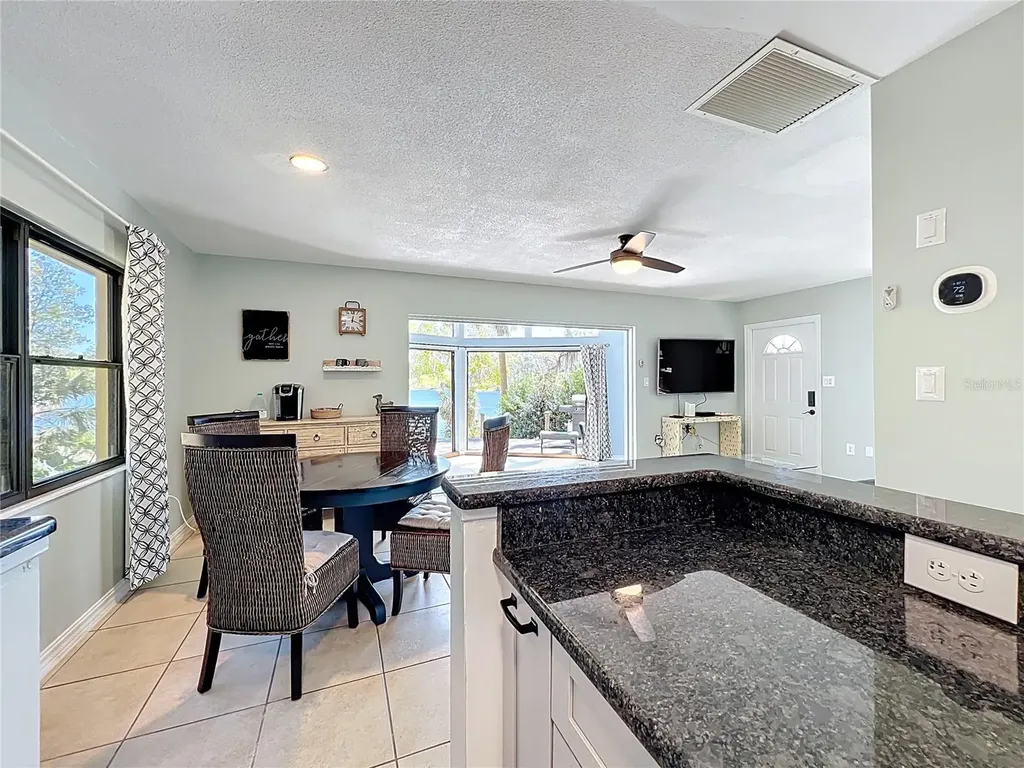 1617 Lake Nettie Court Eustis FL 32726