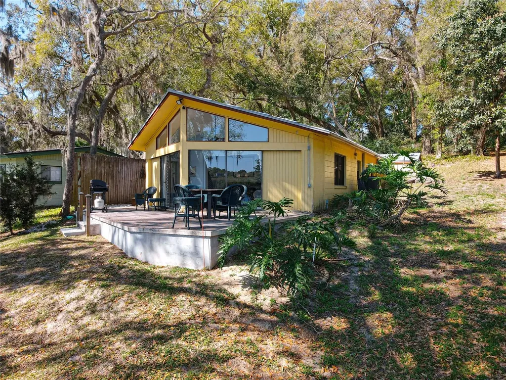 1617 Lake Nettie Court Eustis FL 32726
