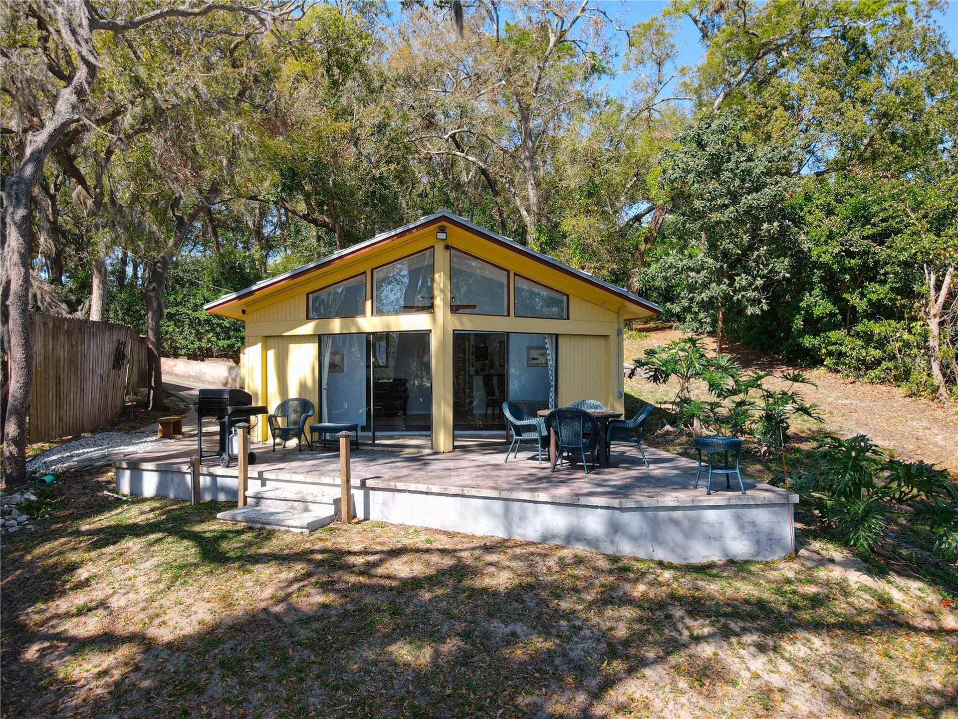 1617 Lake Nettie Court Eustis FL 32726