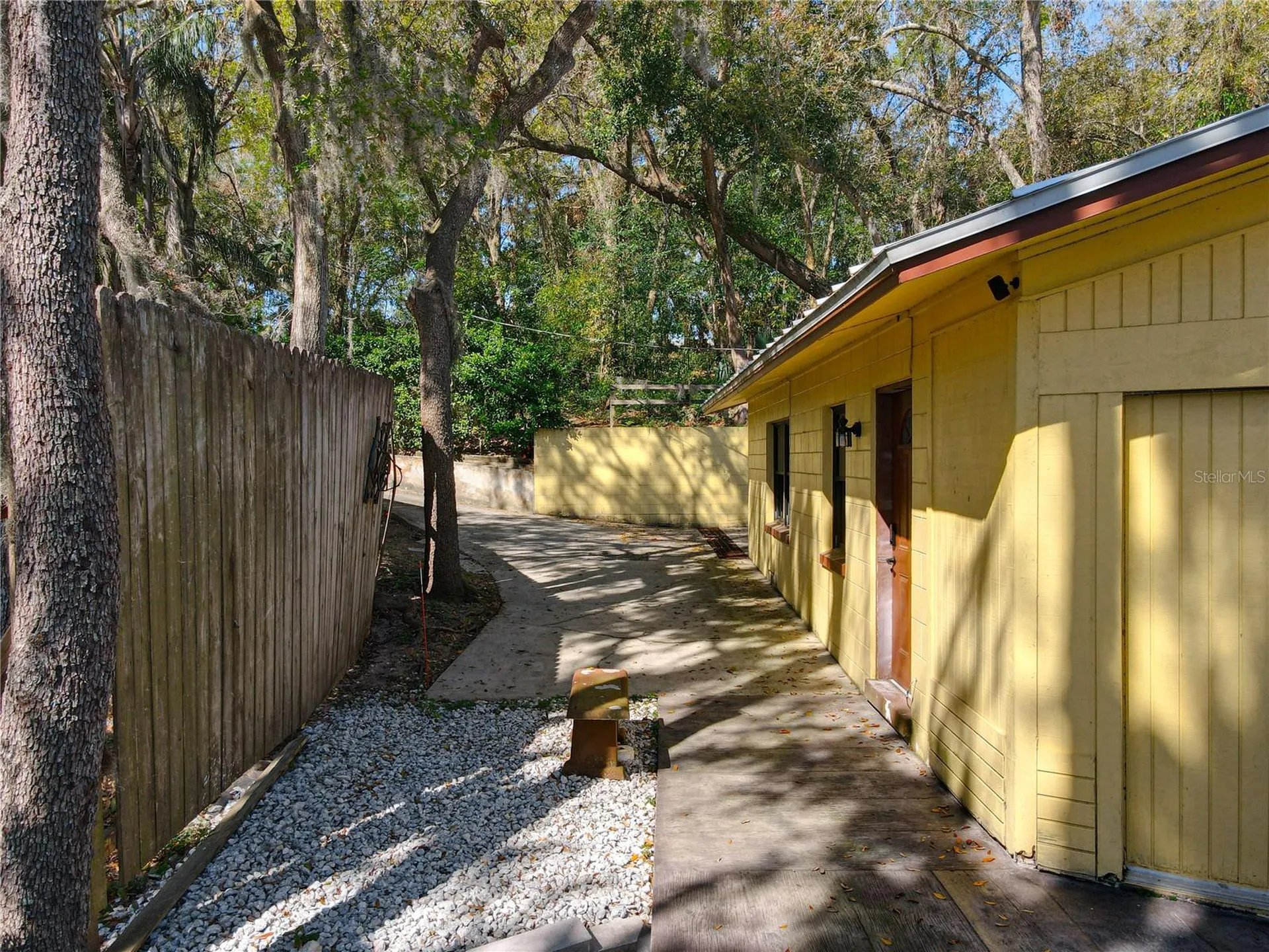 1617 Lake Nettie Court Eustis FL 32726