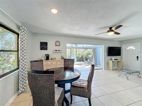 1617 Lake Nettie Court Eustis FL 32726