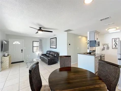1617 Lake Nettie Court Eustis FL 32726