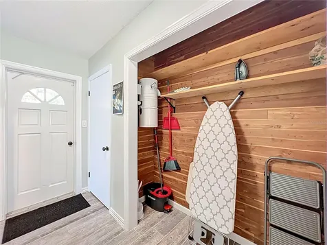 1617 Lake Nettie Court Eustis FL 32726