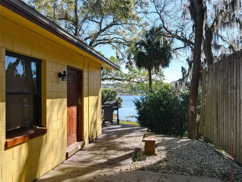 1617 Lake Nettie Court Eustis FL 32726