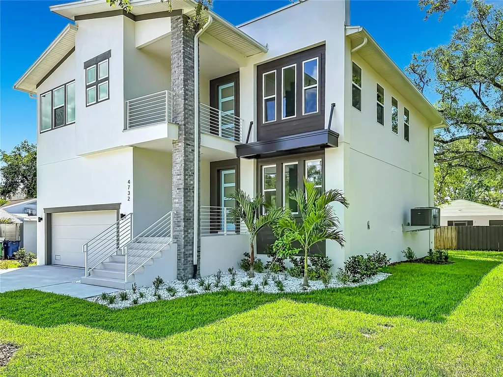 4732 W Wallcraft Avenue Tampa FL 33611
