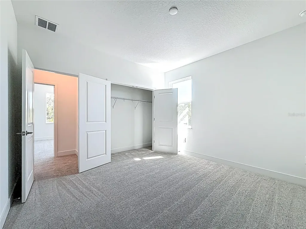 4732 W Wallcraft Avenue Tampa FL 33611