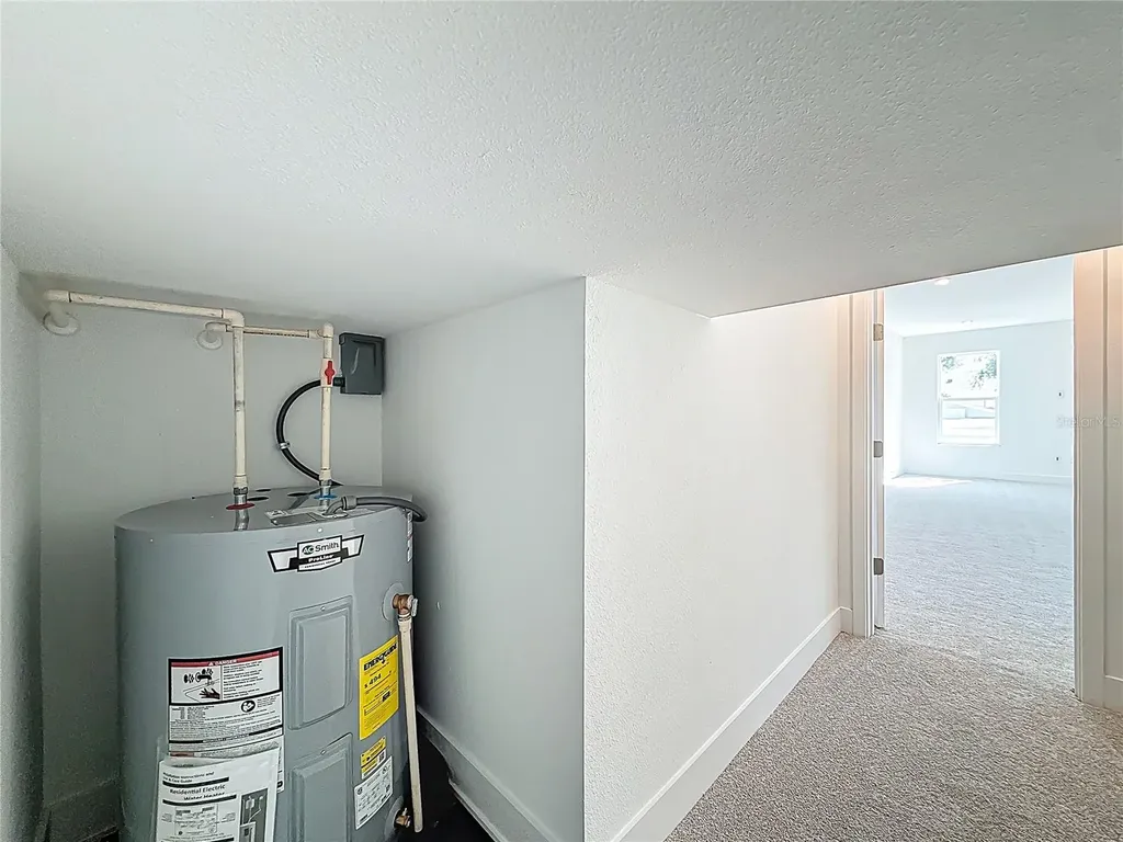 4732 W Wallcraft Avenue Tampa FL 33611