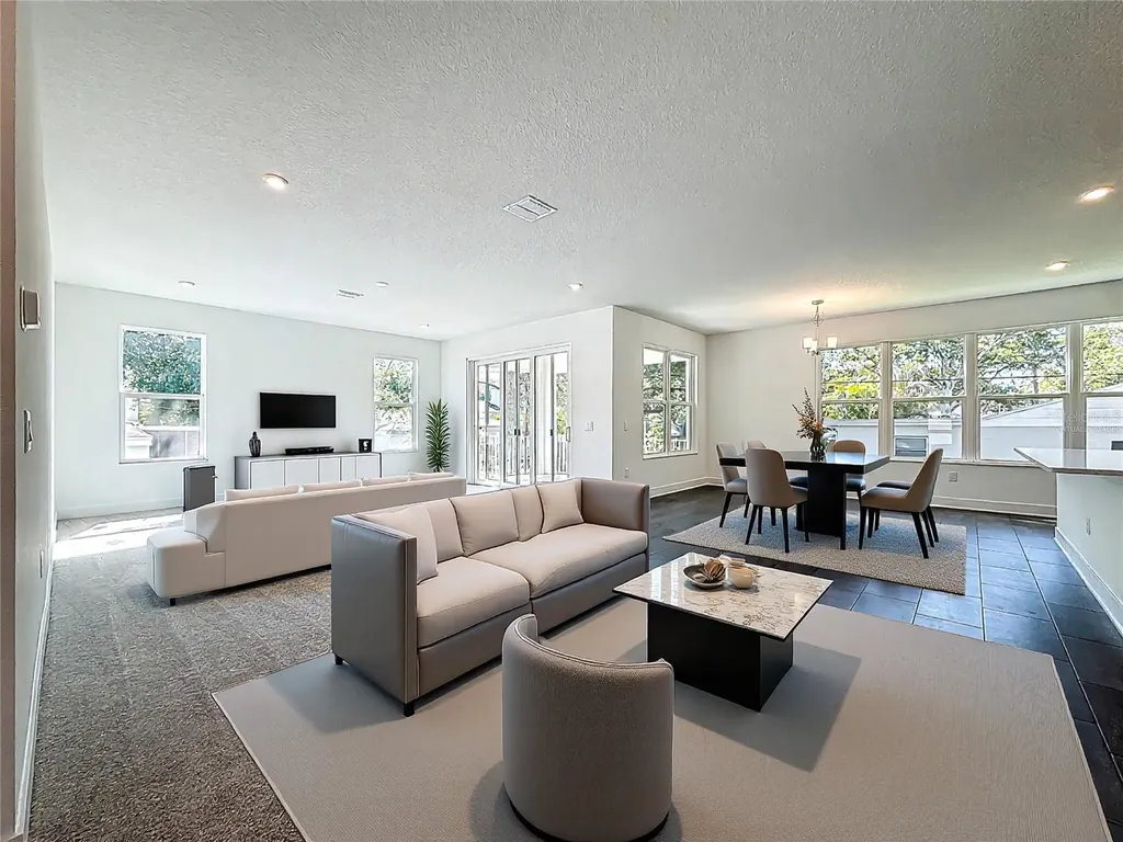 4732 W Wallcraft Avenue Tampa FL 33611