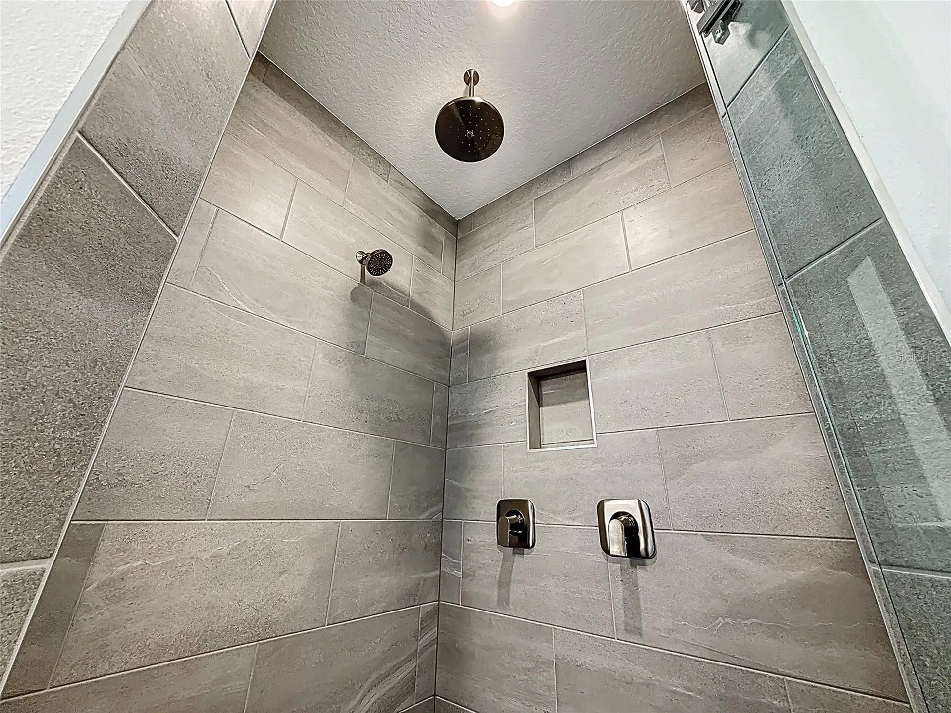 4732 W Wallcraft Avenue Tampa FL 33611