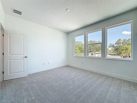 4732 W Wallcraft Avenue Tampa FL 33611