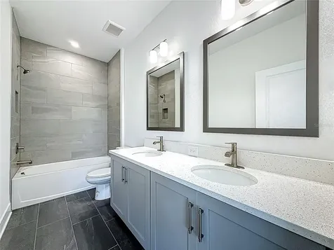 4732 W Wallcraft Avenue Tampa FL 33611