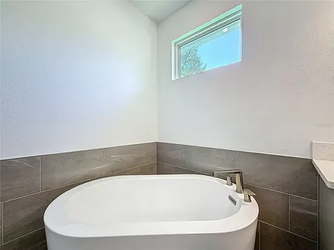 4732 W Wallcraft Avenue Tampa FL 33611