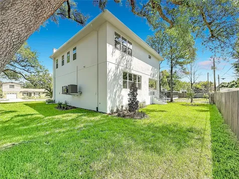 4732 W Wallcraft Avenue Tampa FL 33611