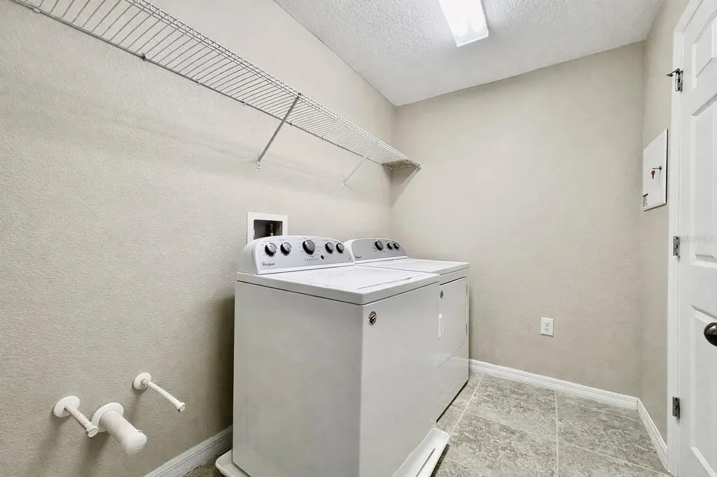 3749 Brighton Park Circle Orlando FL 32812