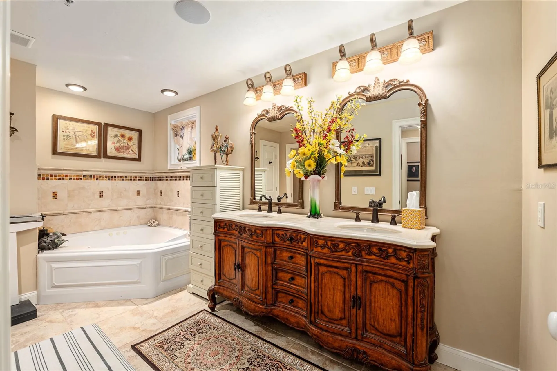 5015 SW 91 Terrace Gainesville FL 32608