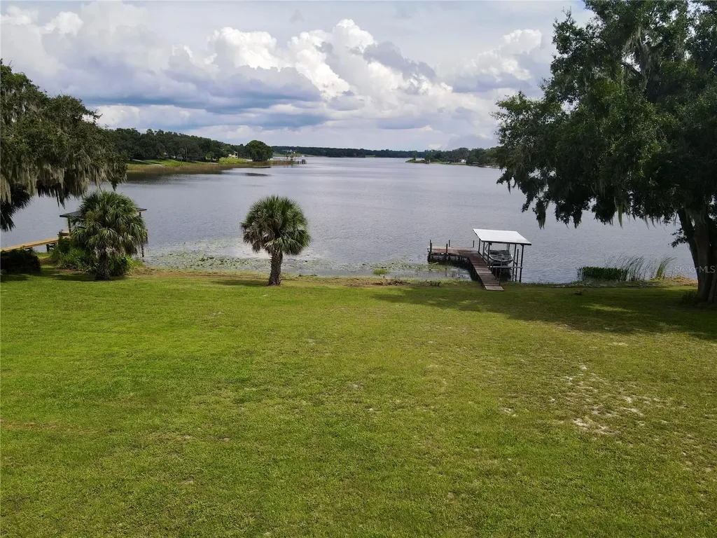 243 S Central Avenue Umatilla FL 32784