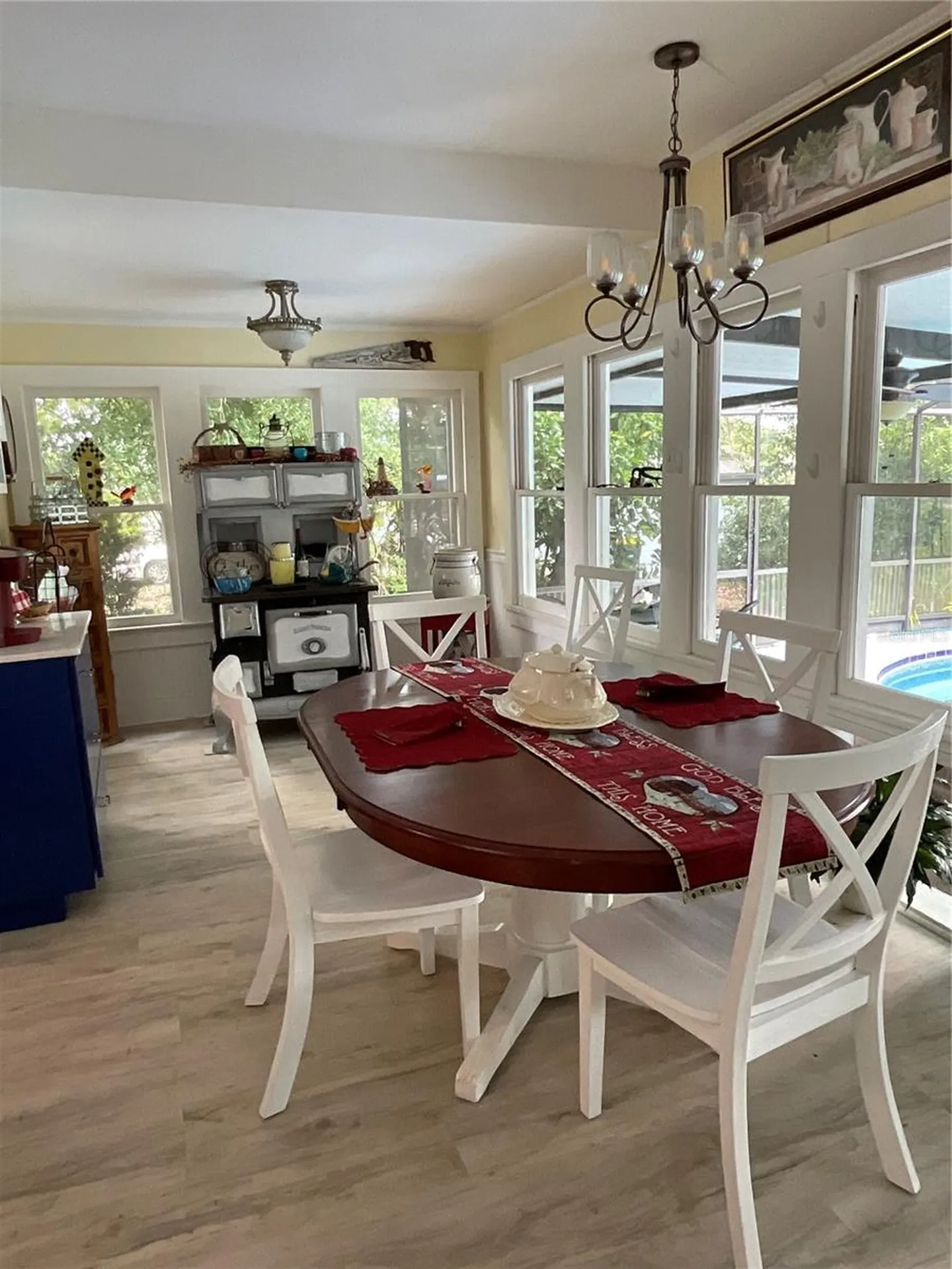 243 S Central Avenue Umatilla FL 32784