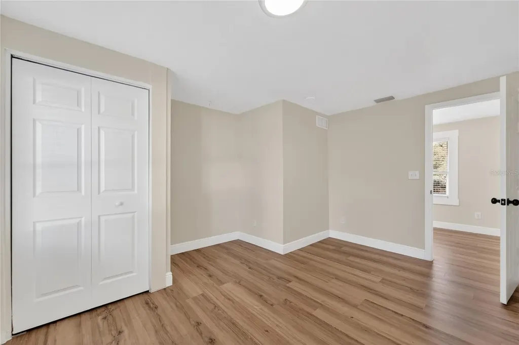 206 E Frierson Avenue Tampa FL 33603