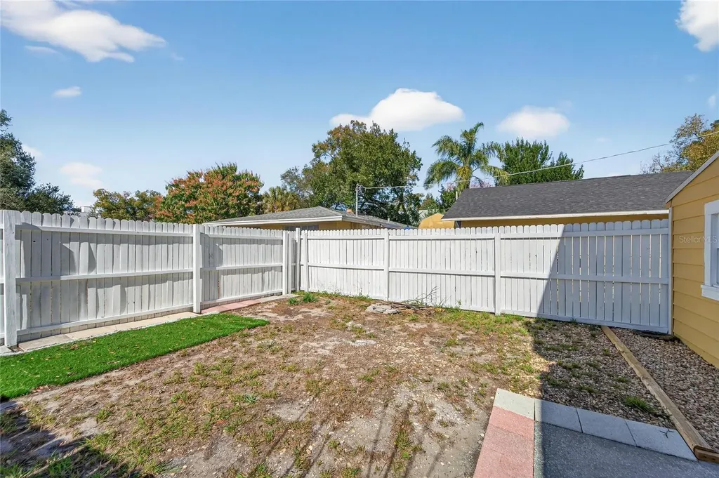 206 E Frierson Avenue Tampa FL 33603