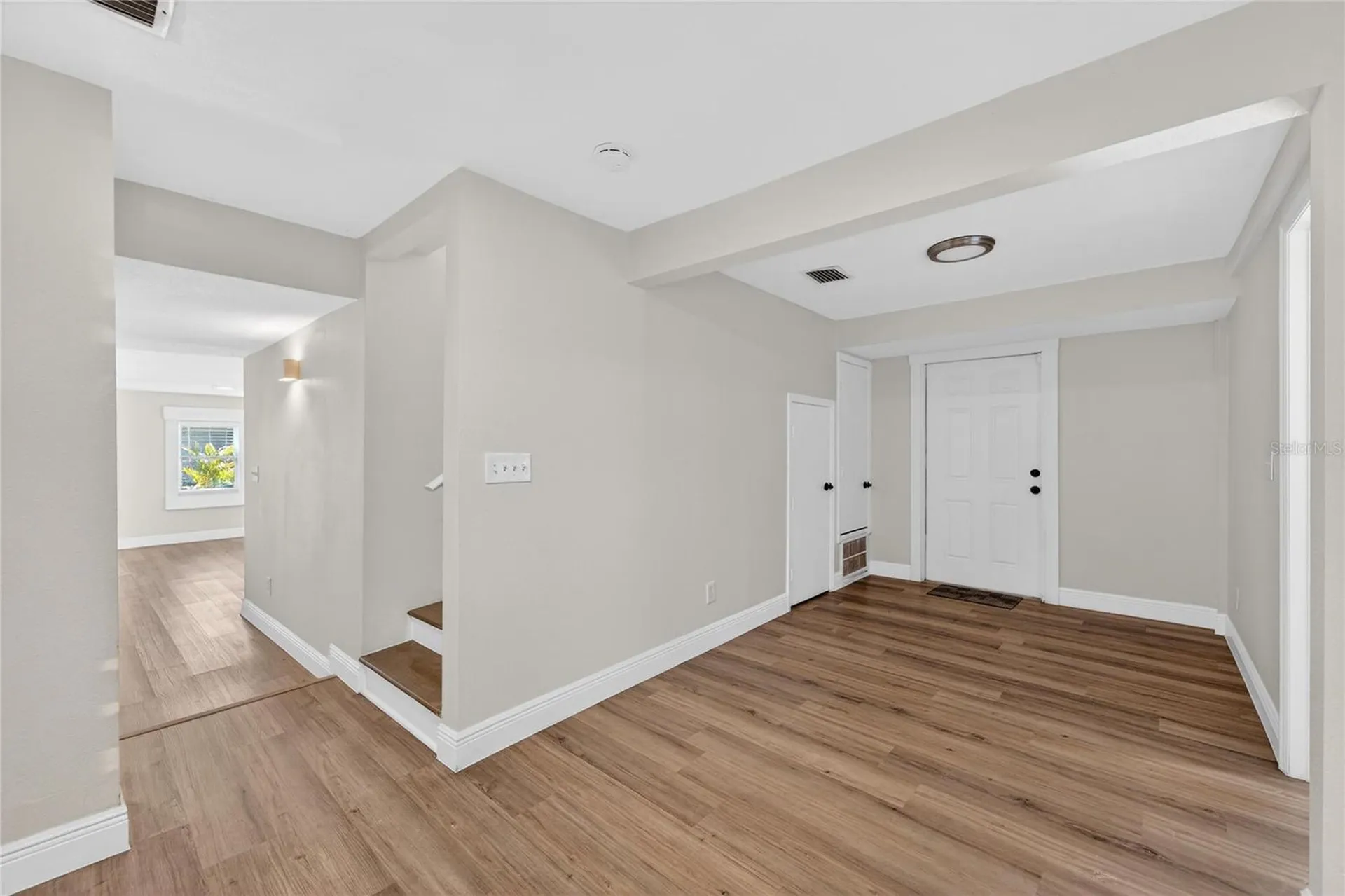 206 E Frierson Avenue Tampa FL 33603
