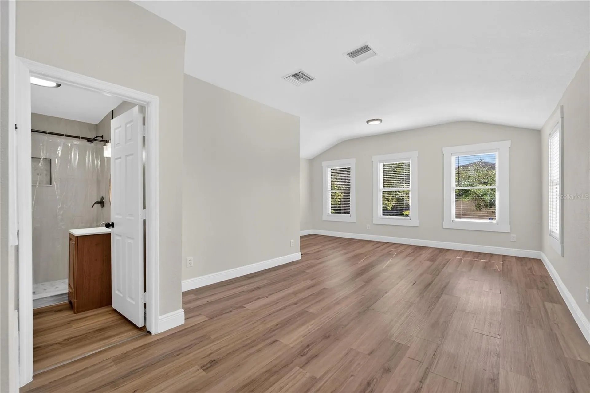 206 E Frierson Avenue Tampa FL 33603