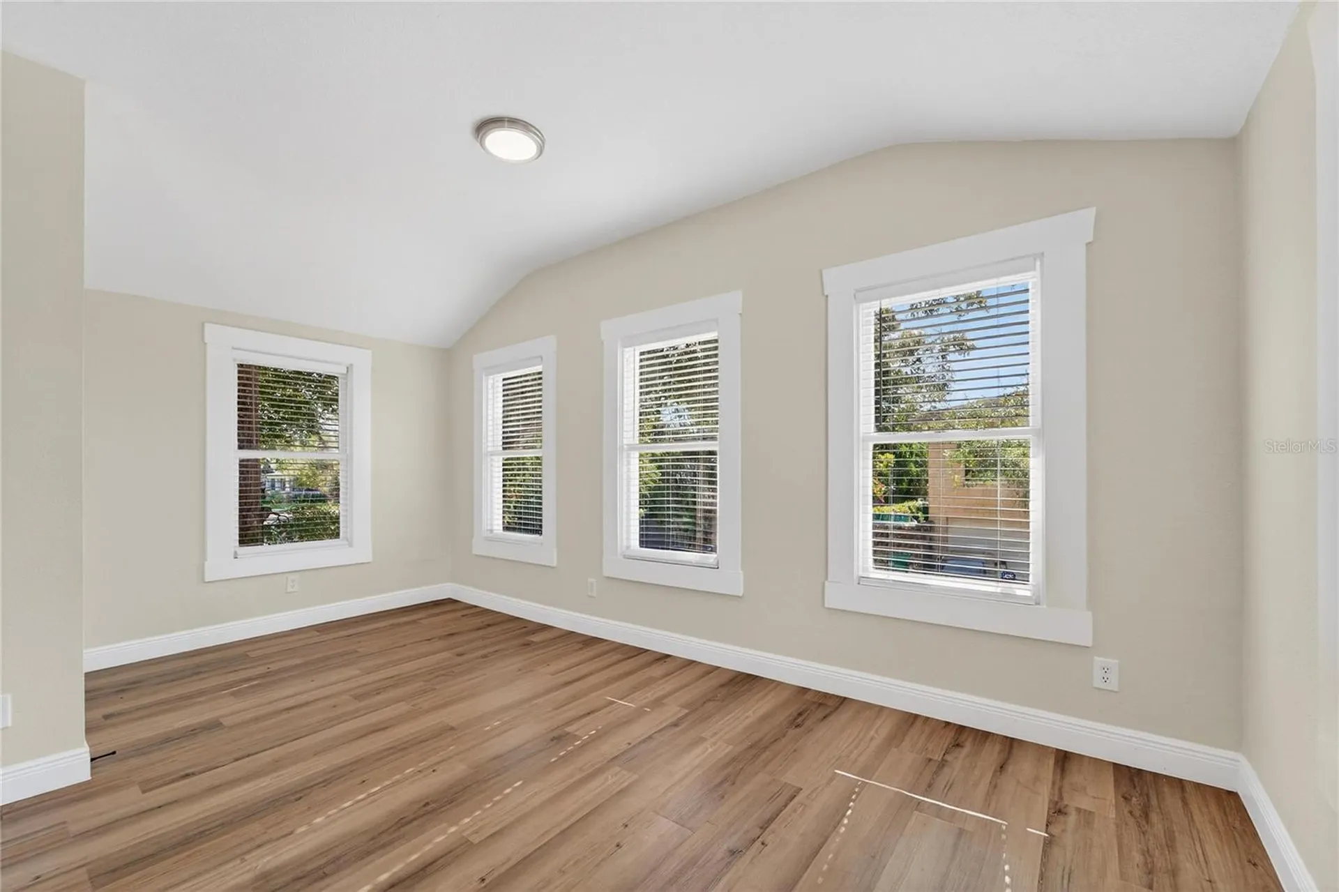 206 E Frierson Avenue Tampa FL 33603