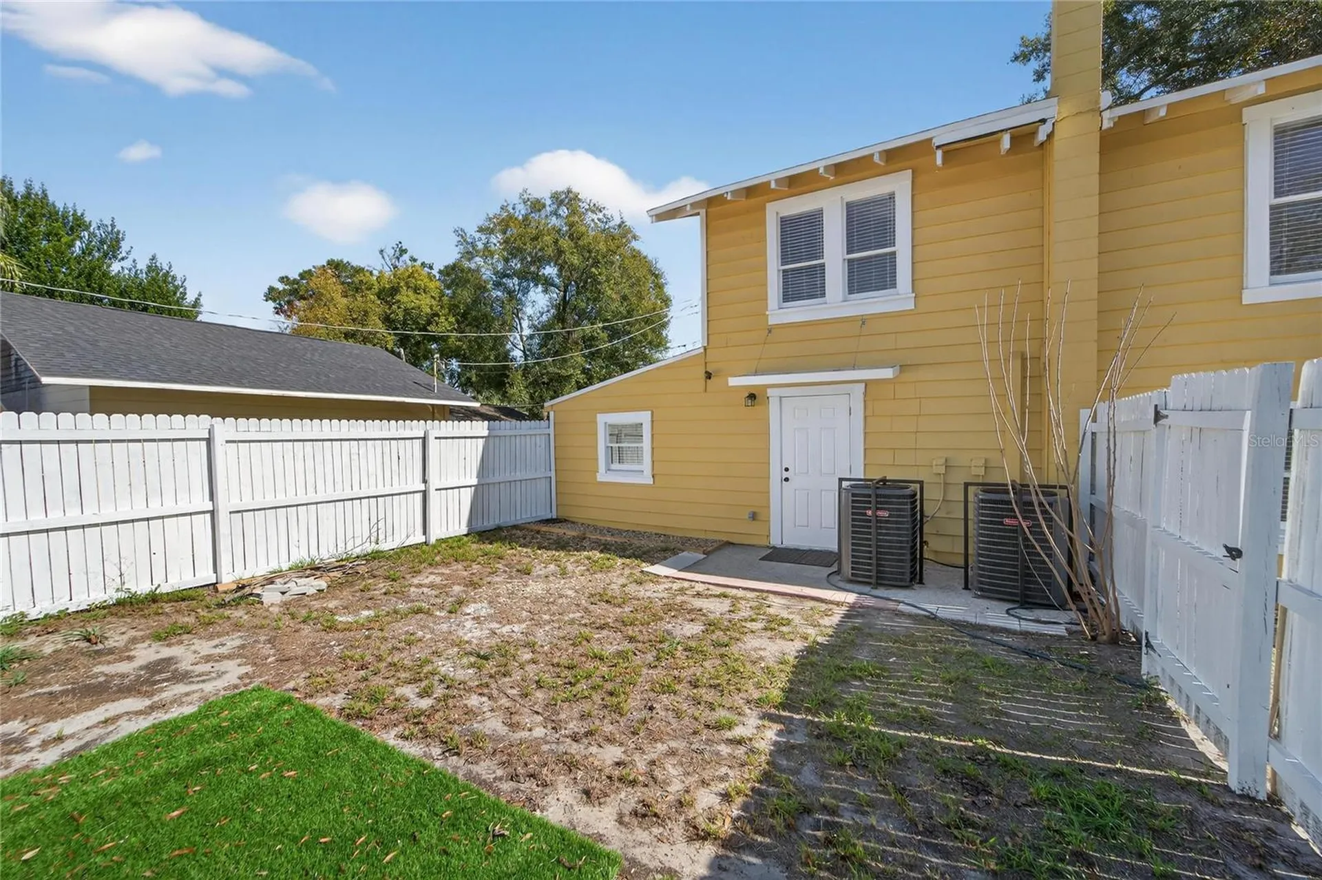 206 E Frierson Avenue Tampa FL 33603